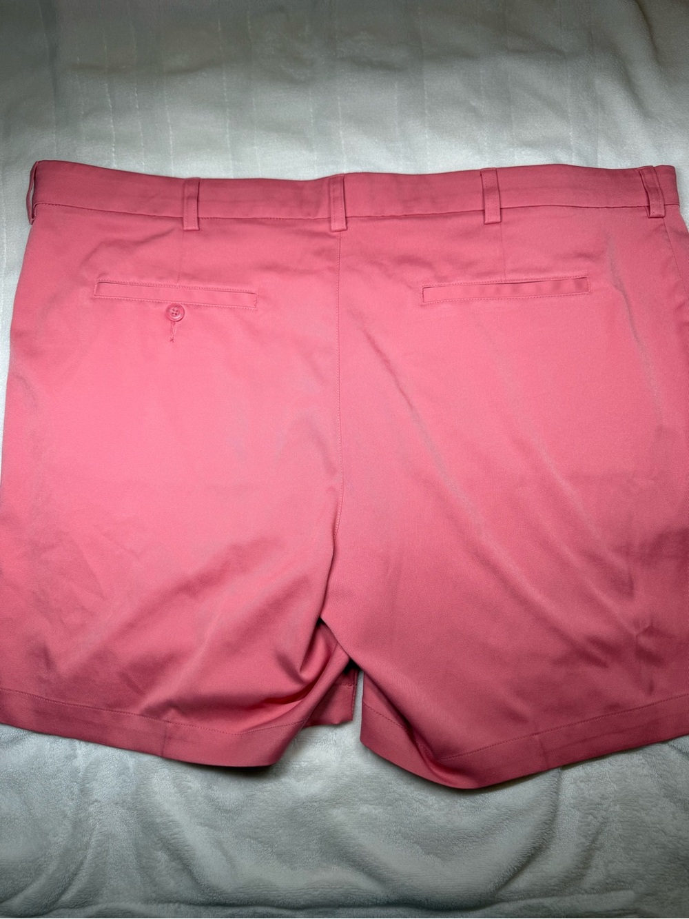 Roundtree & Yorke Men's Performance Shorts in Rose - Picture 6 of 8